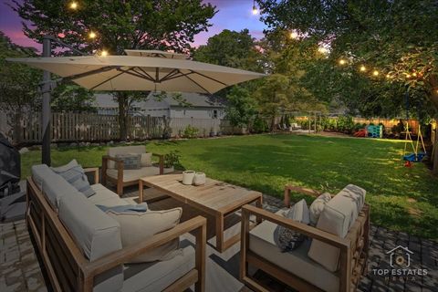 Tiny photo for 347 S Brewster Avenue, Lombard, IL 60148 (MLS # 12454847)