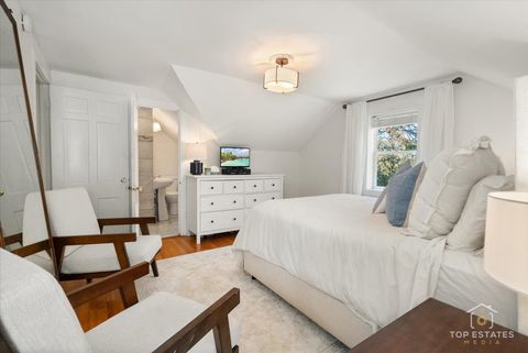 Tiny photo for 347 S Brewster Avenue, Lombard, IL 60148 (MLS # 12454847)