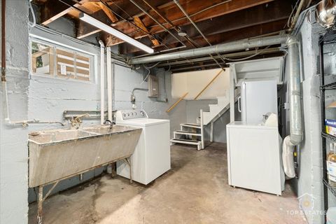 Tiny photo for 347 S Brewster Avenue, Lombard, IL 60148 (MLS # 12454847)