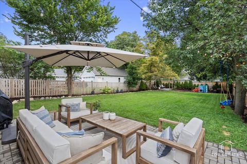 Tiny photo for 347 S Brewster Avenue, Lombard, IL 60148 (MLS # 12454847)