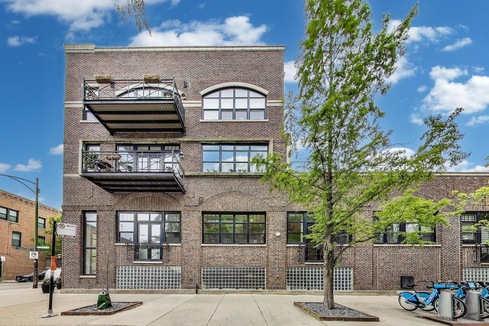 1201 W Wrightwood Avenue 22
