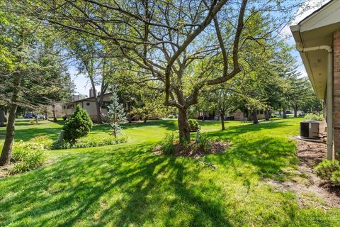 Tiny photo for 232 Royal Lane #232, Bloomingdale, IL 60108 (MLS # 12709949)