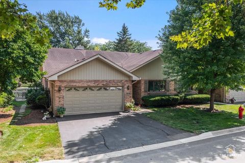 Tiny photo for 232 Royal Lane #232, Bloomingdale, IL 60108 (MLS # 12709949)