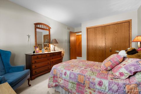 Tiny photo for 232 Royal Lane #232, Bloomingdale, IL 60108 (MLS # 12709949)