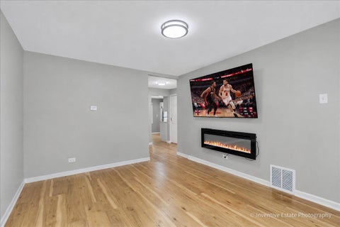 Tiny photo for 14813 Evers Street, Dolton, IL 60419 (MLS # 12728723)