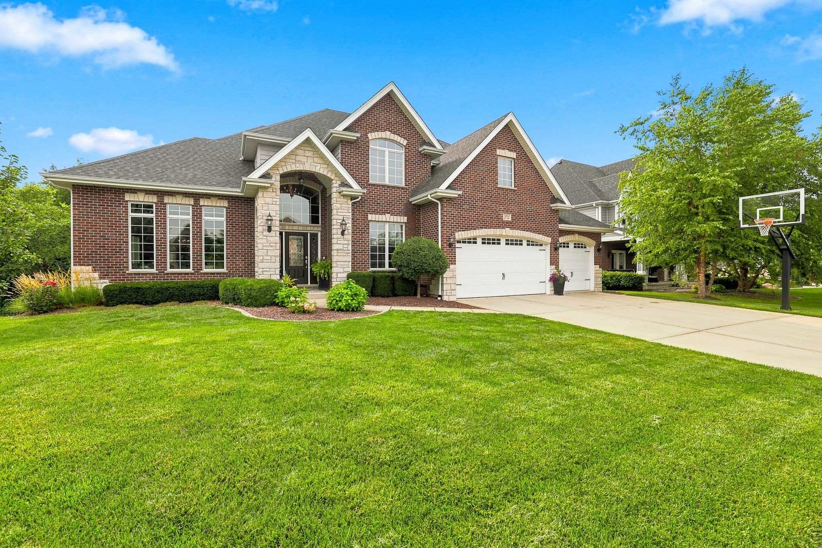 21700 London Bridge Drive