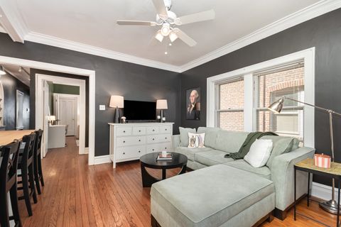 Tiny photo for 721 Emerson Street #2W, Evanston, IL 60201 (MLS # 12466307)