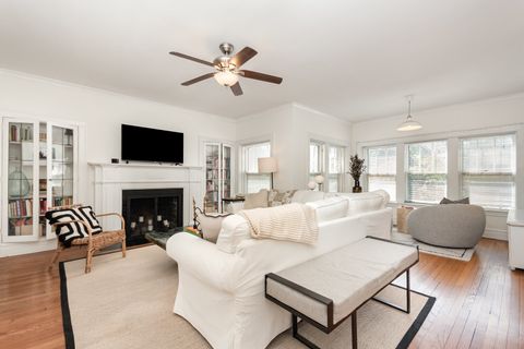 Tiny photo for 721 Emerson Street #2W, Evanston, IL 60201 (MLS # 12466307)