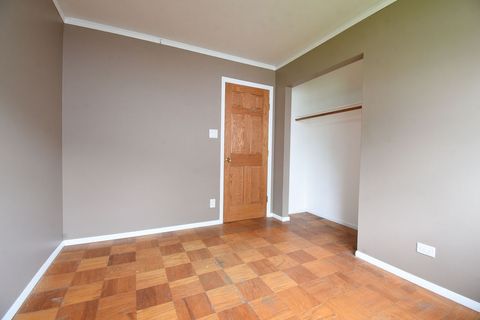 Tiny photo for 2204 W Central Road, Rolling Meadows, IL 60008 (MLS # 12664784)