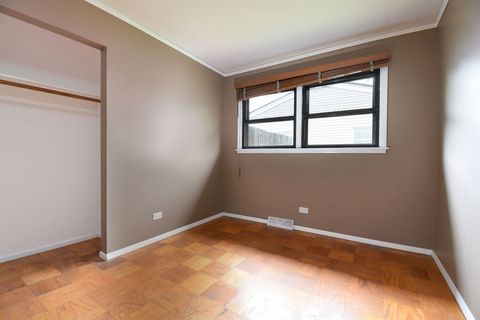 Tiny photo for 2204 W Central Road, Rolling Meadows, IL 60008 (MLS # 12664784)