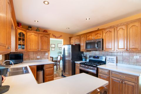 Tiny photo for Lombard, IL 60148 (MLS # 12571399)