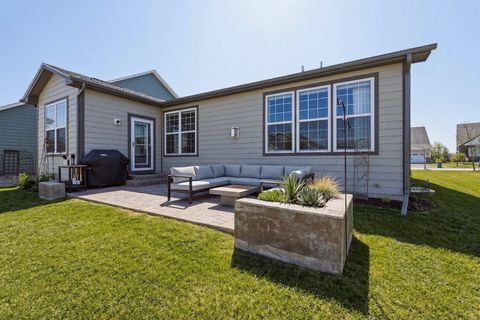 Tiny photo for 44 Pacific Avenue, Hawthorn Woods, IL 60047 (MLS # 12568064)