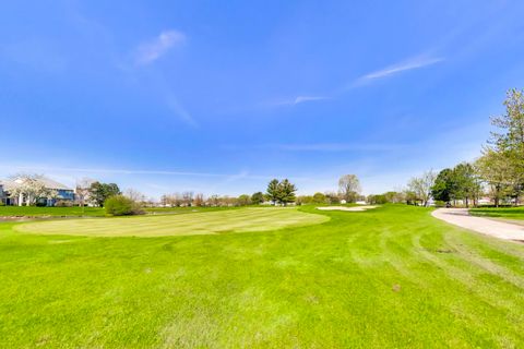 Tiny photo for 1506 GOLFVIEW Court, Glendale Heights, IL 60139 (MLS # 12629359)