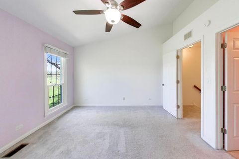 Tiny photo for 1506 GOLFVIEW Court, Glendale Heights, IL 60139 (MLS # 12629359)