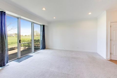 Tiny photo for 1506 GOLFVIEW Court, Glendale Heights, IL 60139 (MLS # 12629359)