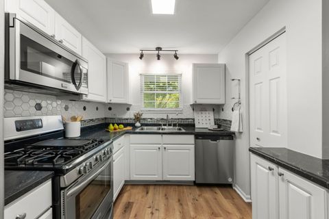 Tiny photo for 334 Ogden Falls Boulevard, Oswego, IL 60543 (MLS # 12500499)