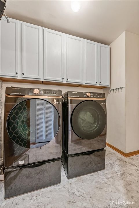 Tiny photo for 3006 Langston Circle, St. Charles, IL 60175 (MLS # 12483631)