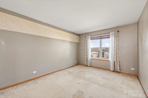 Tiny photo for 3006 Langston Circle, St. Charles, IL 60175 (MLS # 12483631)