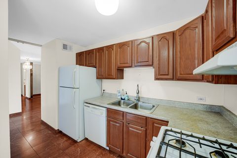 Tiny photo for 2605 S Indiana Avenue #402, Chicago, IL 60616 (MLS # 12579640)