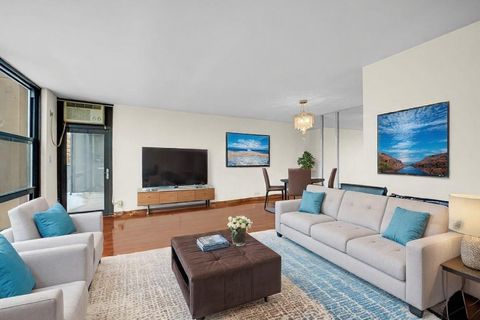 Tiny photo for 2605 S Indiana Avenue #402, Chicago, IL 60616 (MLS # 12579640)