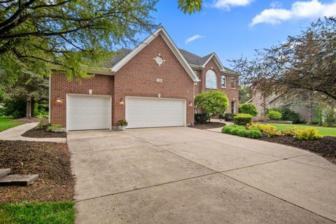 Tiny photo for 526 Ridgelawn Trail, Batavia, IL 60510 (MLS # 12634467)