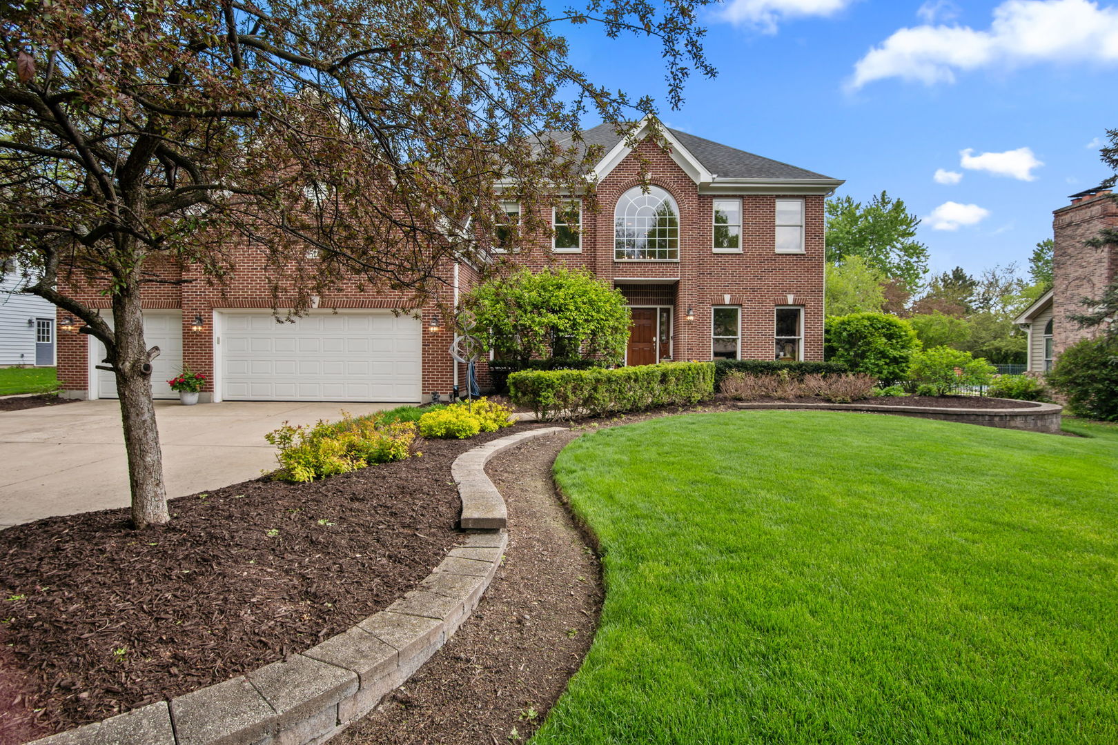 526 Ridgelawn Trail