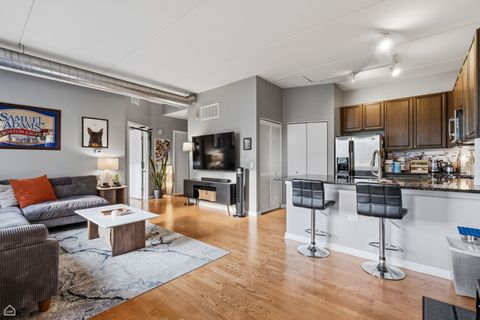 Tiny photo for 873 N Larrabee Street #409, Chicago, IL 60610 (MLS # 12625423)