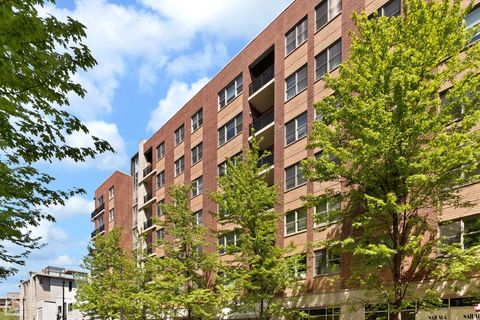 Tiny photo for 873 N Larrabee Street #409, Chicago, IL 60610 (MLS # 12625423)