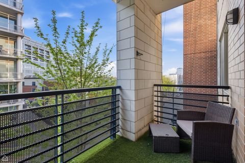 Tiny photo for 873 N Larrabee Street #409, Chicago, IL 60610 (MLS # 12625423)