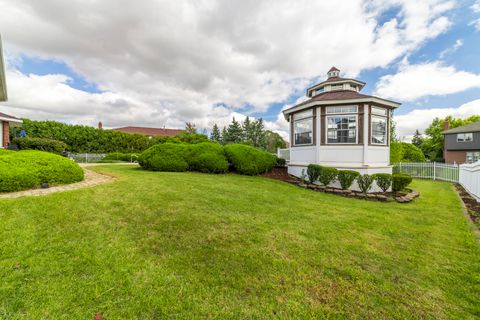 Tiny photo for 8607 Glenshire Street, Tinley Park, IL 60487 (MLS # 12481362)