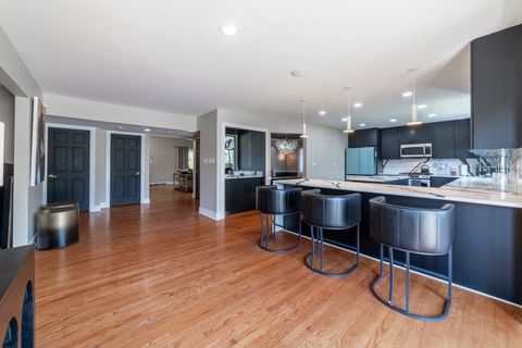 Tiny photo for 8607 Glenshire Street, Tinley Park, IL 60487 (MLS # 12481362)