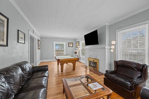Tiny photo for 1200 E 9th Street, Davenport, IA 52803 (MLS # 12656304)