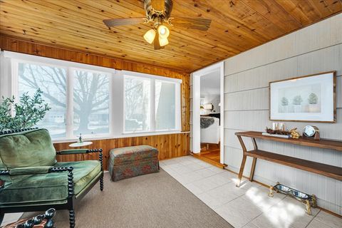 Tiny photo for 9 Ethell Parkway, Bloomington, IL 61701 (MLS # 12556503)