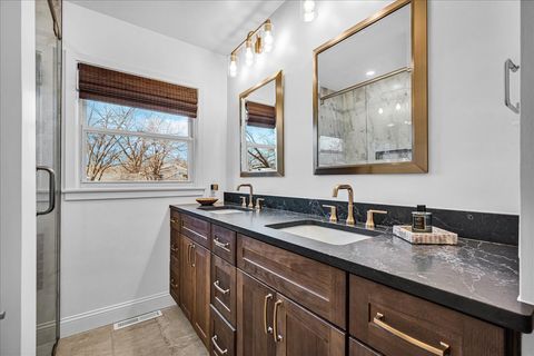 Tiny photo for 9 Ethell Parkway, Bloomington, IL 61701 (MLS # 12556503)