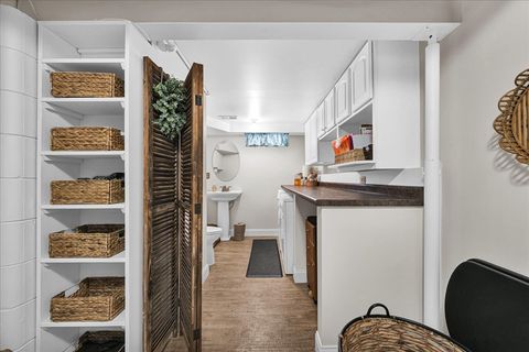 Tiny photo for 9 Ethell Parkway, Bloomington, IL 61701 (MLS # 12556503)