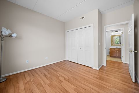 Tiny photo for 3400 Wellington Court #204, Rolling Meadows, IL 60008 (MLS # 12471350)