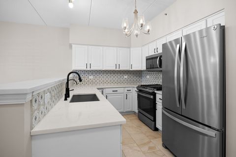 Tiny photo for 3400 Wellington Court #204, Rolling Meadows, IL 60008 (MLS # 12471350)