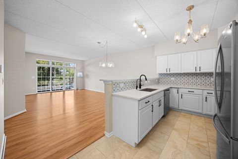 Tiny photo for 3400 Wellington Court #204, Rolling Meadows, IL 60008 (MLS # 12471350)