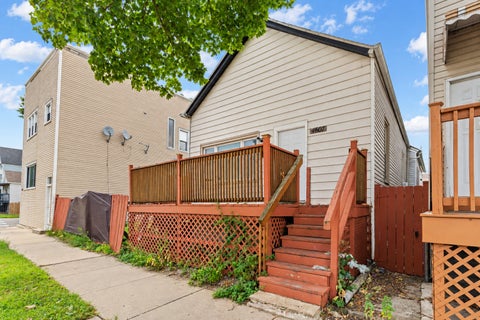 Photo of 4607 S Wallace Street, Chicago, IL 60609 (MLS # 12795883)