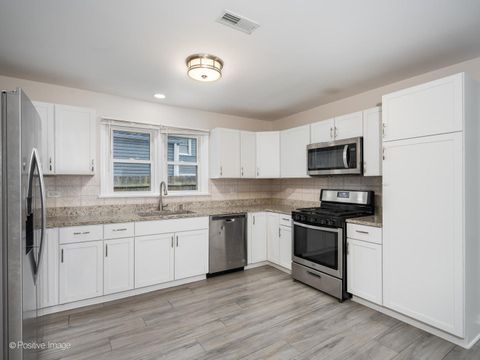 Tiny photo for 9359 Ridgeland Avenue, Oak Lawn, IL 60453 (MLS # 12609750)