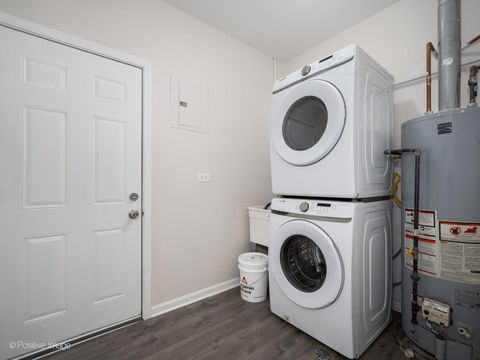 Tiny photo for 9359 Ridgeland Avenue, Oak Lawn, IL 60453 (MLS # 12609750)