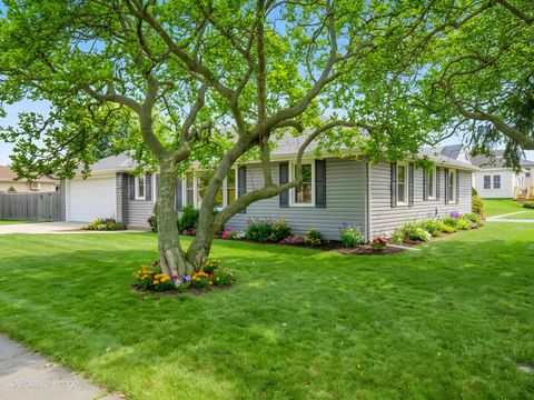 Tiny photo for 9359 Ridgeland Avenue, Oak Lawn, IL 60453 (MLS # 12609750)