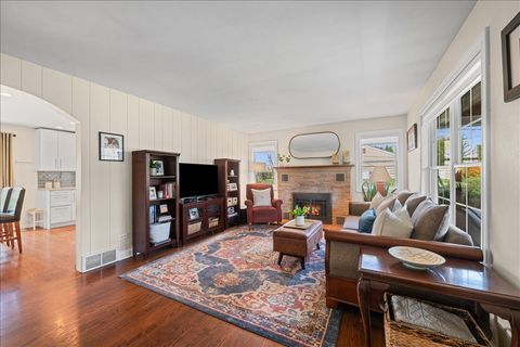 Tiny photo for 970 Windsor Road, Highland Park, IL 60035 (MLS # 12617664)