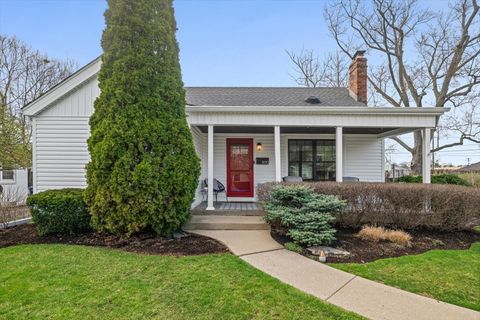 Photo of 970 Windsor Road, Highland Park, IL 60035 (MLS # 12617664)