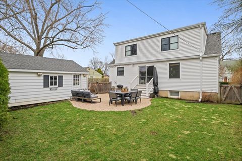 Tiny photo for 970 Windsor Road, Highland Park, IL 60035 (MLS # 12617664)