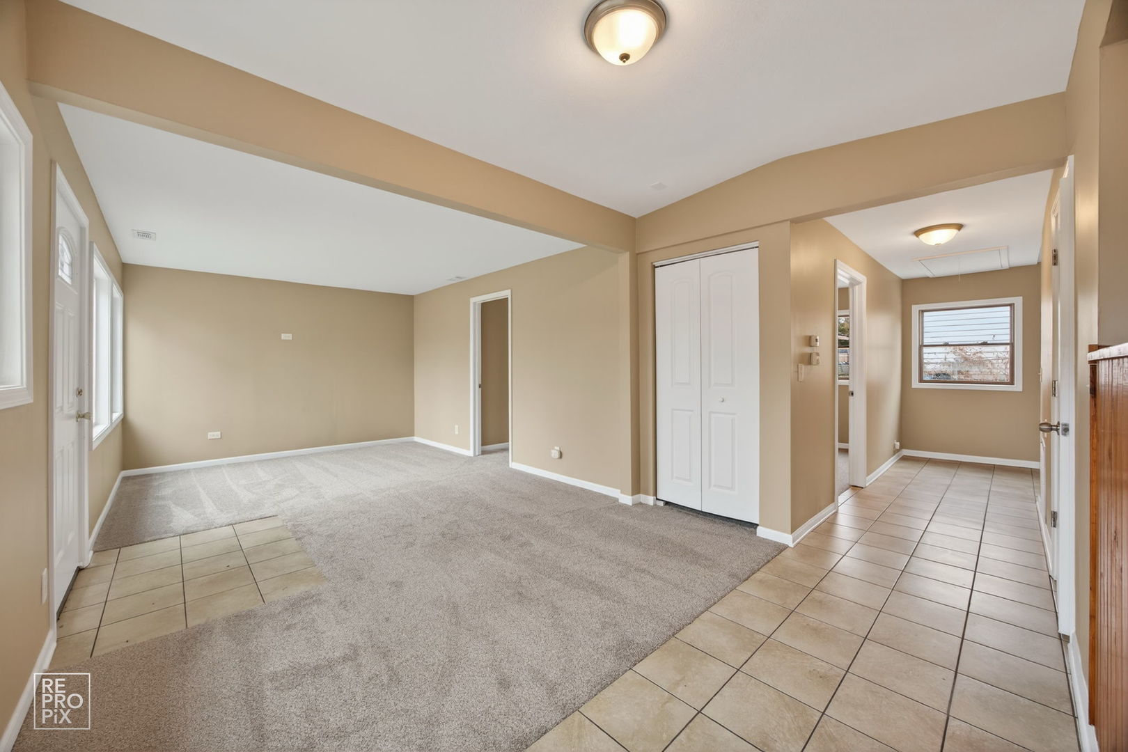 33704 N Oakland Drive