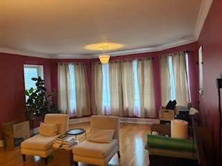 6926 S Paxton Avenue 1N