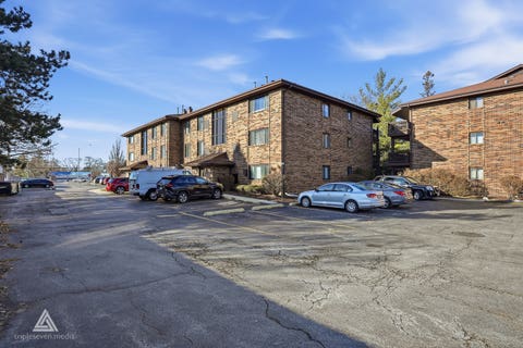 Tiny photo for 9609 Austin Avenue #W3, Oak Lawn, IL 60453 (MLS # 12727719)