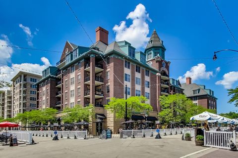 Tiny photo for 44 N VAIL Avenue #505, Arlington Heights, IL 60005 (MLS # 12621641)