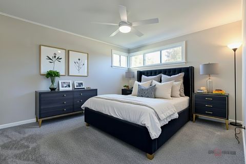 Tiny photo for 858 E Grant Drive, Des Plaines, IL 60016 (MLS # 12515228)